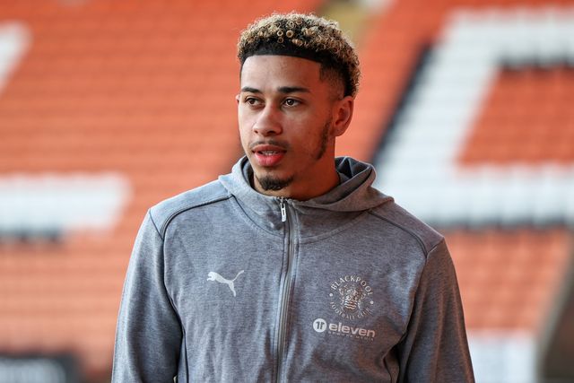 Jordan Lawrence-Gabriel of Blackpool arrives during the Sky Bet League 1 match Blackpool vs Reading at Bloomfield Road, Blackpool, United Kingdom, 1st April 2025

(Photo by Mark Cosgrove/News Images)