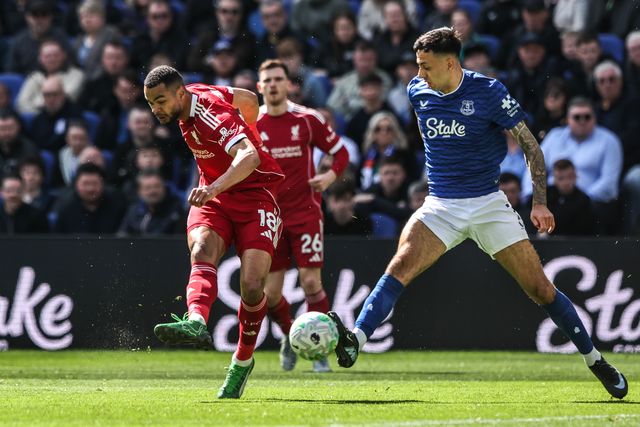 Cody Gakpo of Liverpool takes a shot on goal during the Premier League match Everton vs Liverpool at Hill Dickinson Stadium, Liverpool, United Kingdom on 19 April 2026

(Photo by Alfie Cosgrove/News Images)