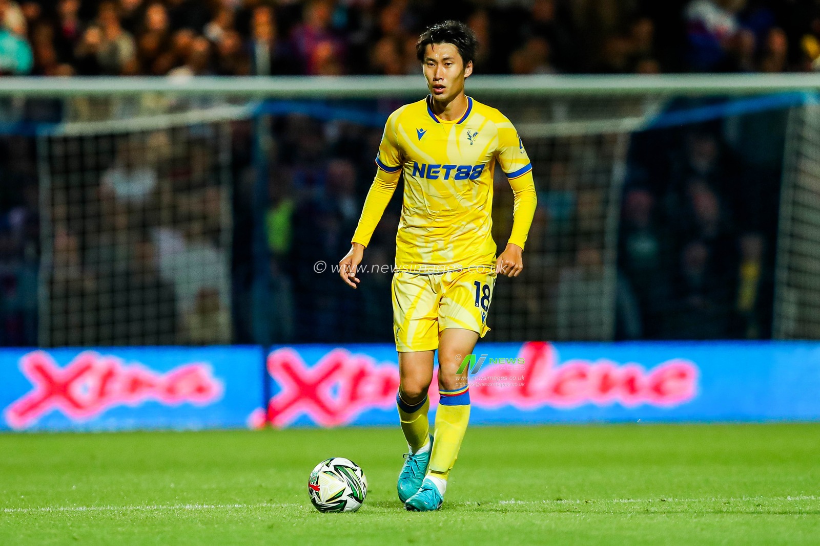 Daichi Kamada of Crystal Palace looks on during the Carabao Cup match Queens Park Rangers vs Crystal Palace at Kiyan Prince Foundation Stadium, London, United Kingdom, 17th September 2024

(Photo by Izzy Poles/News Images)