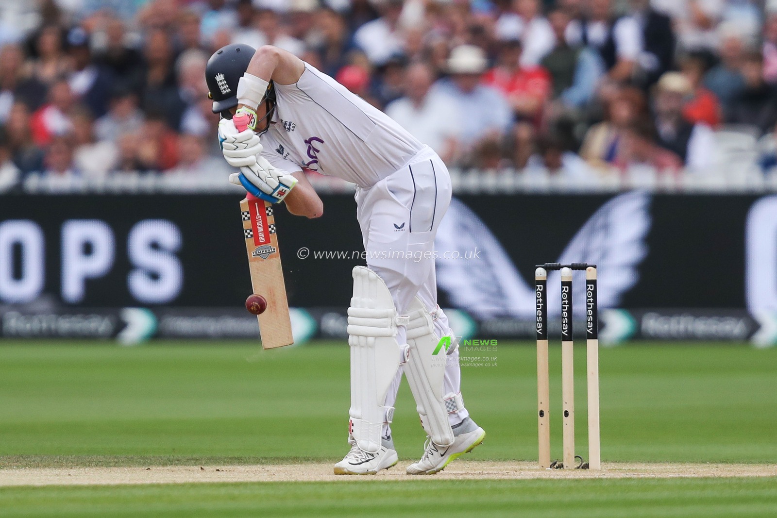 Ollie Pope of England bats during England v Sri Lanka 2nd Rothesay Test Match Day 3 at Lords, London, United Kingdom, 31st August 2024

(Photo by Izzy Poles/News Images)