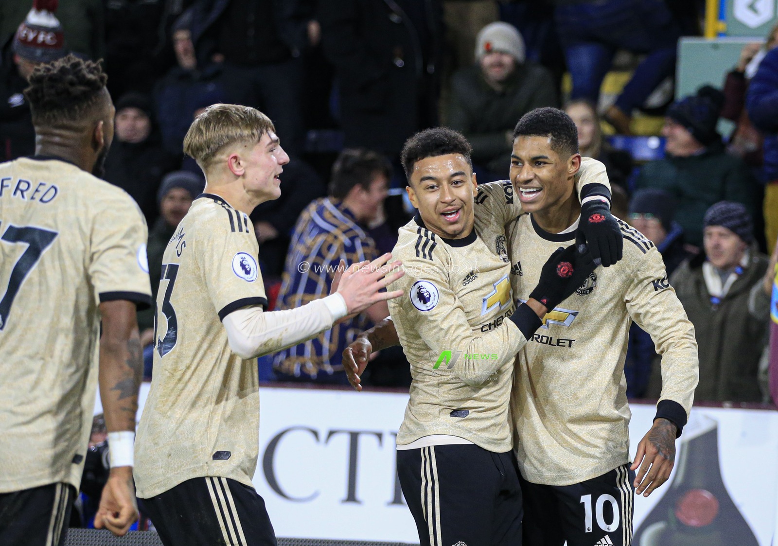 28th December 2019, Turf Moor, Burnley, England; Premier League, Burnley v Manchester United : Marcus Rashford (10) of Manchester United celebrates scoring in the 95th minute to make it 0-2 to Manchester United

Credit: Conor Molloy/News Images