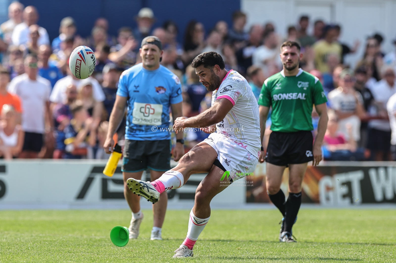 Rhyse Martin #12 of Leeds Rhinos sees his attempt on goal fail as the ball hits the post and bounces back out during the Betfred Super League Round 15 match Wakefield Trinity vs Leeds Rhinos at The Be Well Support Stadium, Wakefield, United Kingdom, 11th June 2023

(Photo by Mark Cosgrove/News Images)