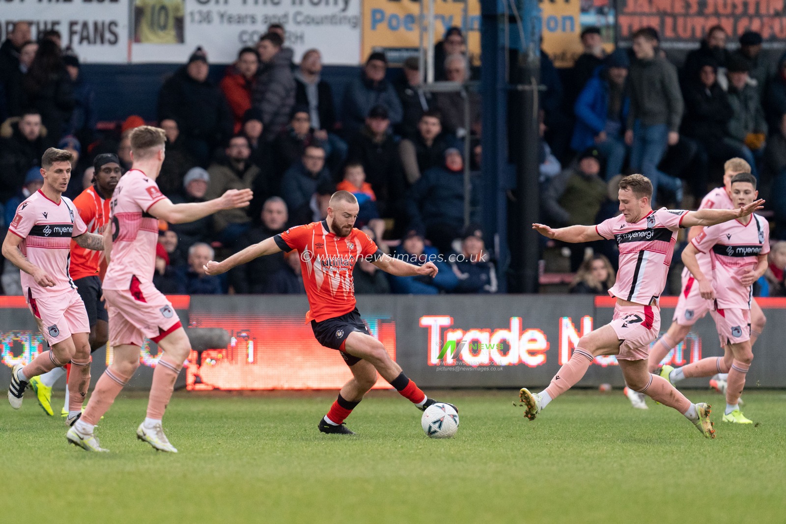 Allan Campbell #22 of Luton Town and  Bryn Morris #17 of Grimsby Town during the Emirates FA Cup Fourth Round match Luton Town vs Grimsby Town at Kenilworth Road, Luton, United Kingdom, 28th January 2023

(Photo by Richard Washbrooke/News Images)