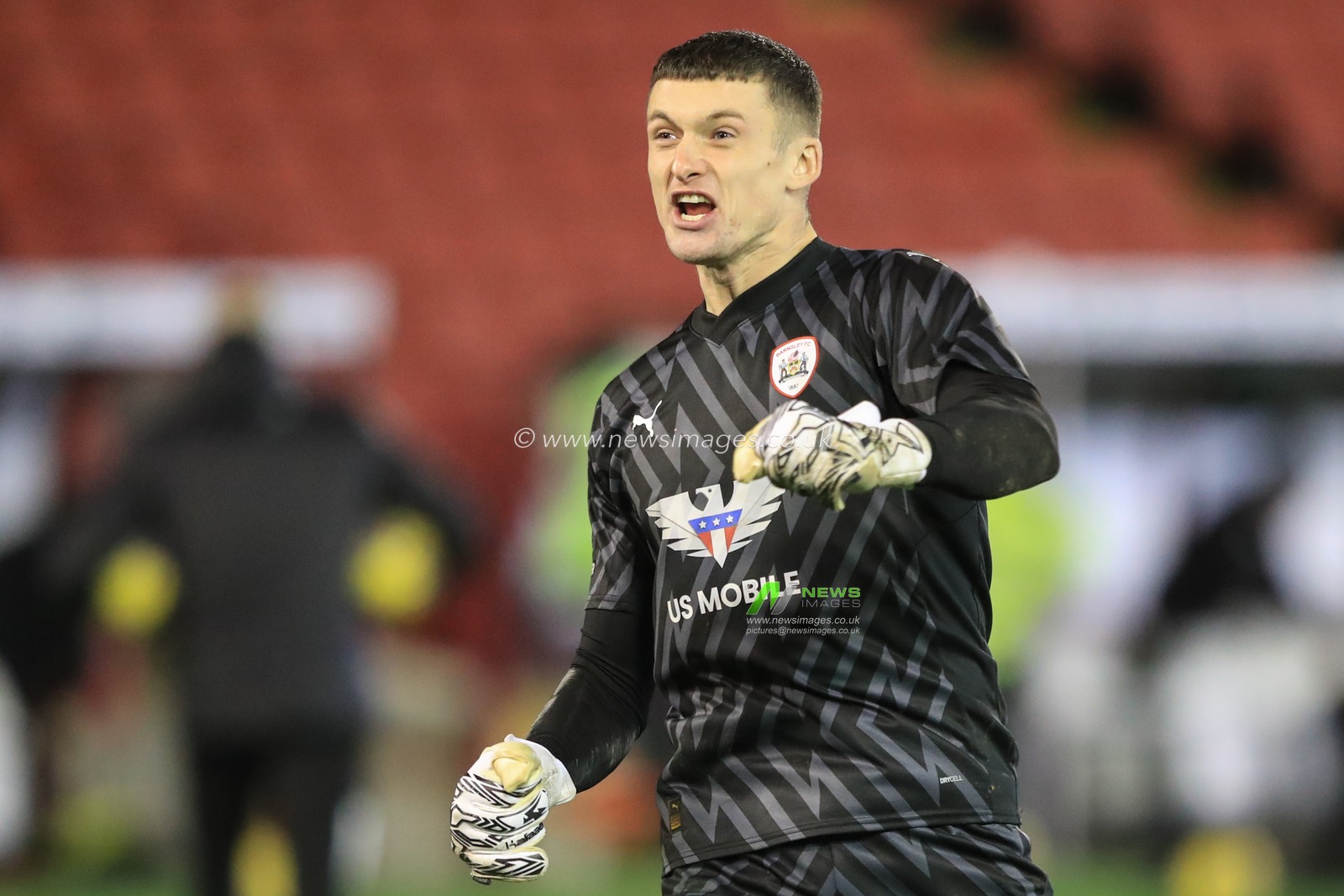 Liam Roberts of Barnsley punches the air after a 2-1 win during the Sky Bet League 1 match Barnsley vs Bristol Rovers at Oakwell, Barnsley, United Kingdom, 13th January 2024

(Photo by Alfie Cosgrove/News Images)