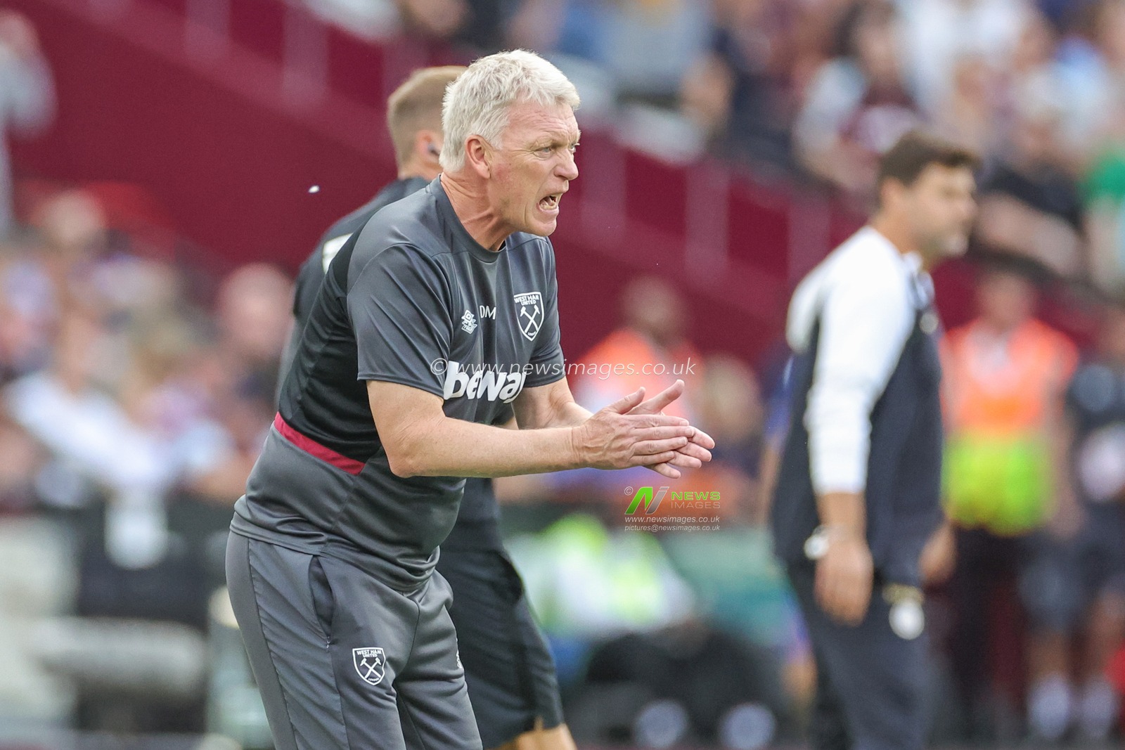 David Moyes manager of West Ham United applauds his players during the Premier League match West Ham United vs Chelsea at London Stadium, London, United Kingdom, 20th August 2023

(Photo by Mark Cosgrove/News Images)