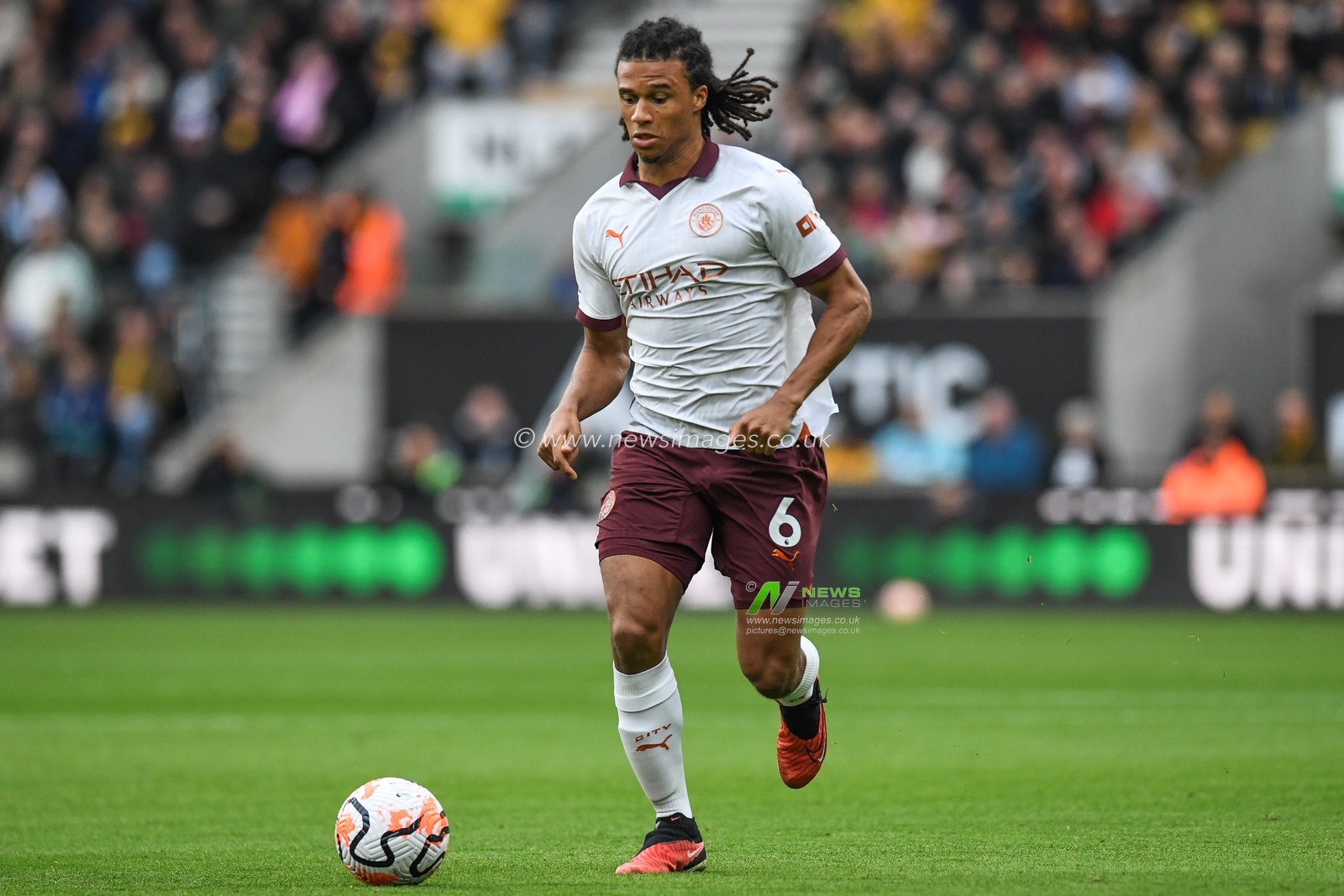 Nathan AkÃ© #6 of Manchester City during the Premier League match Wolverhampton Wanderers vs Manchester City at Molineux, Wolverhampton, United Kingdom, 30th September 2023

(Photo by Mike Jones/News Images)