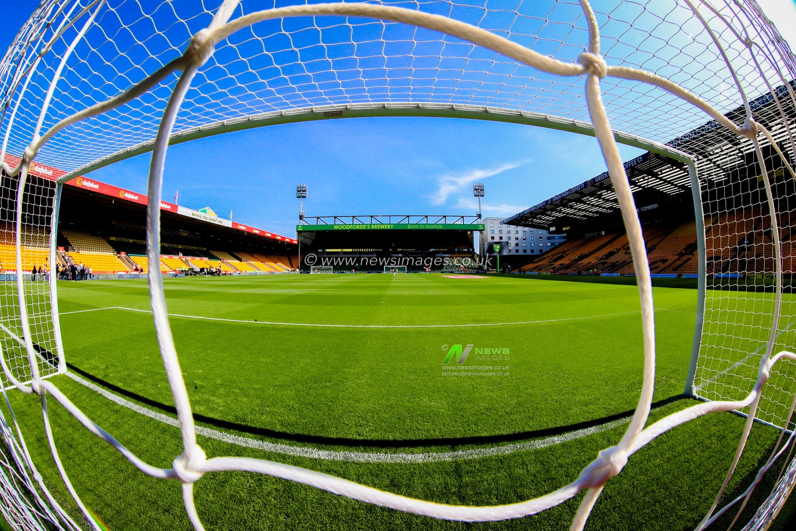 24th August 2019, Carrow Road, Norwich, England ; Premier League Football, Norwich City vs Chelsea  : A general view of the pitch at Carrow Road


Credit: Georgie Kerr/News Images


Premier League/EFL Football images are subject to DataCo Licence