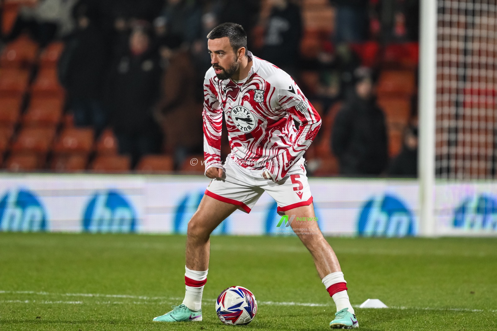 Eoghan O'Connell of Wrexhamduring the pre-game warmup ahead of the Sky Bet League 1 match Wrexham vs Leyton Orient at SToK Cae Ras, Wrexham, United Kingdom, 18th February 2025

(Photo by Craig Thomas/News Images)
