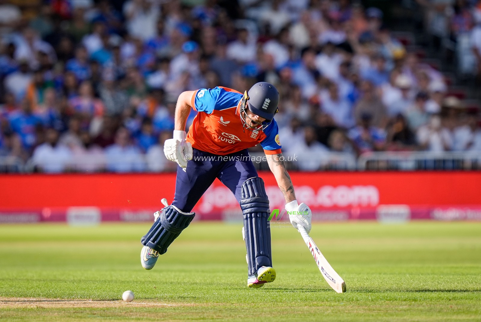 Phil Salt of England reaches for the crease during the Third Vitality T20 International match England vs India at Trent Bridge, Nottingham, United Kingdom on 07 July 2026

(Photo by Maynard Manyowa/News Images)