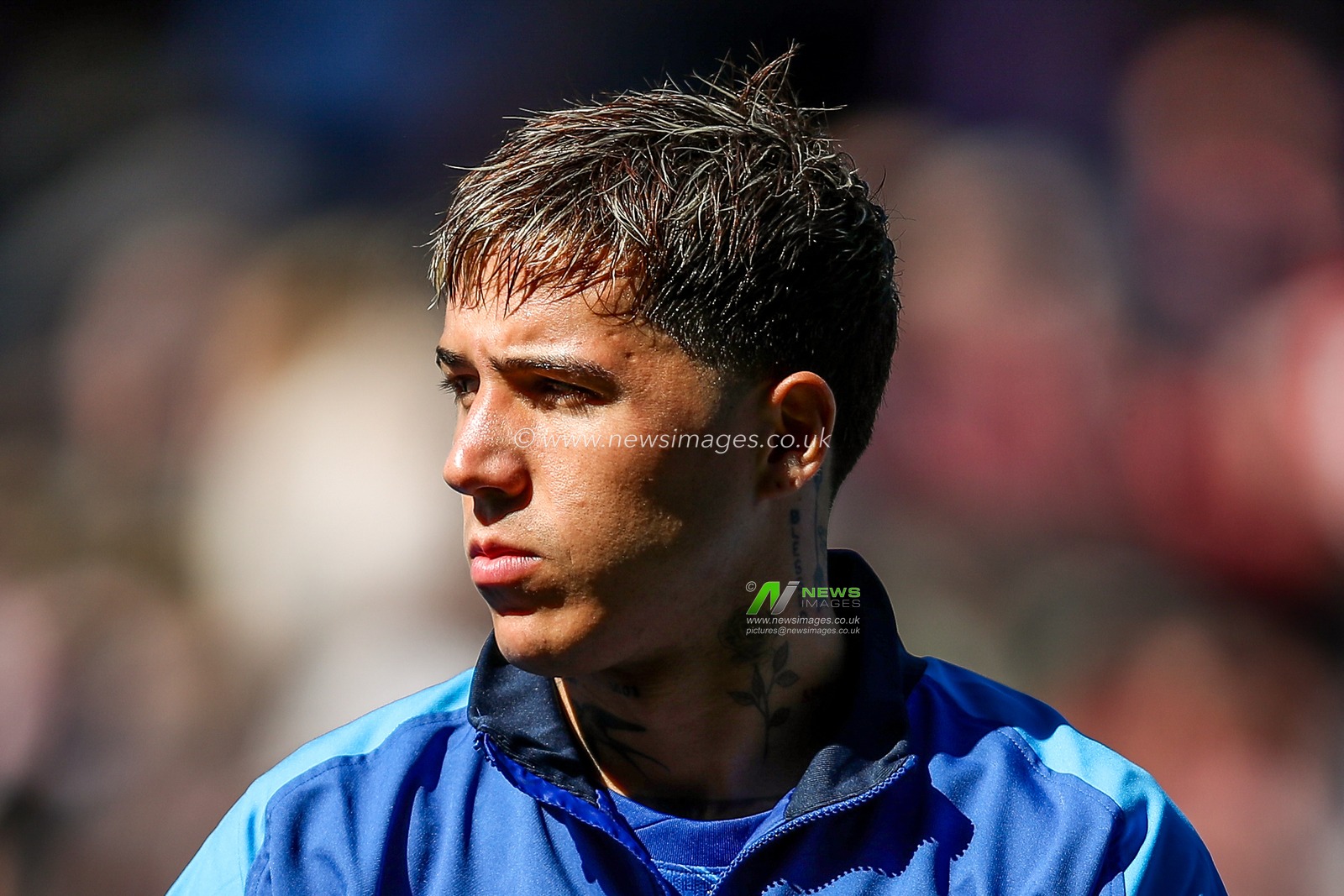Enzo Fernandez of Chelsea lines up prior to the Premier League match Brentford vs Chelsea at The Gtech Community Stadium, London, United Kingdom, 6th April 2025

(Photo by Izzy Poles/News Images)