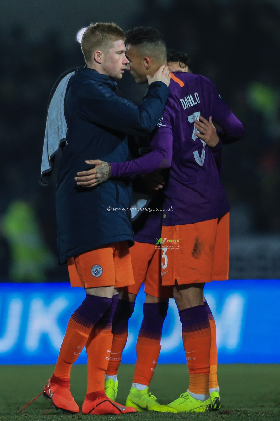 23rd January 2019, Pirelli Stadium, Burton upon Trent, England; Carabao EFL Cup Semi-Final second leg, Burton Albion vs Manchester City ; Kevin De Bruyne (17) of Manchester City and Danilo (03) of Manchester City congratulate each other as they book their final at Wembley 


Credit: Mark Cosgrove/News Images

English Football League images are subject to DataCo Licence