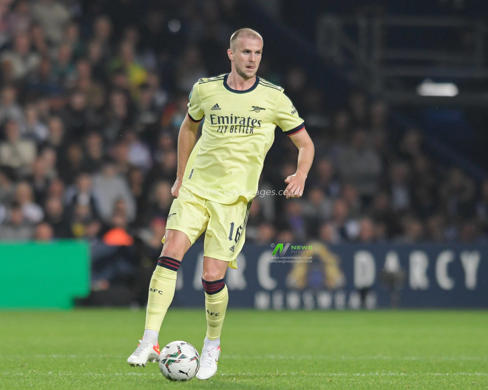 Rob Holding #16 of Arsenal with the ball