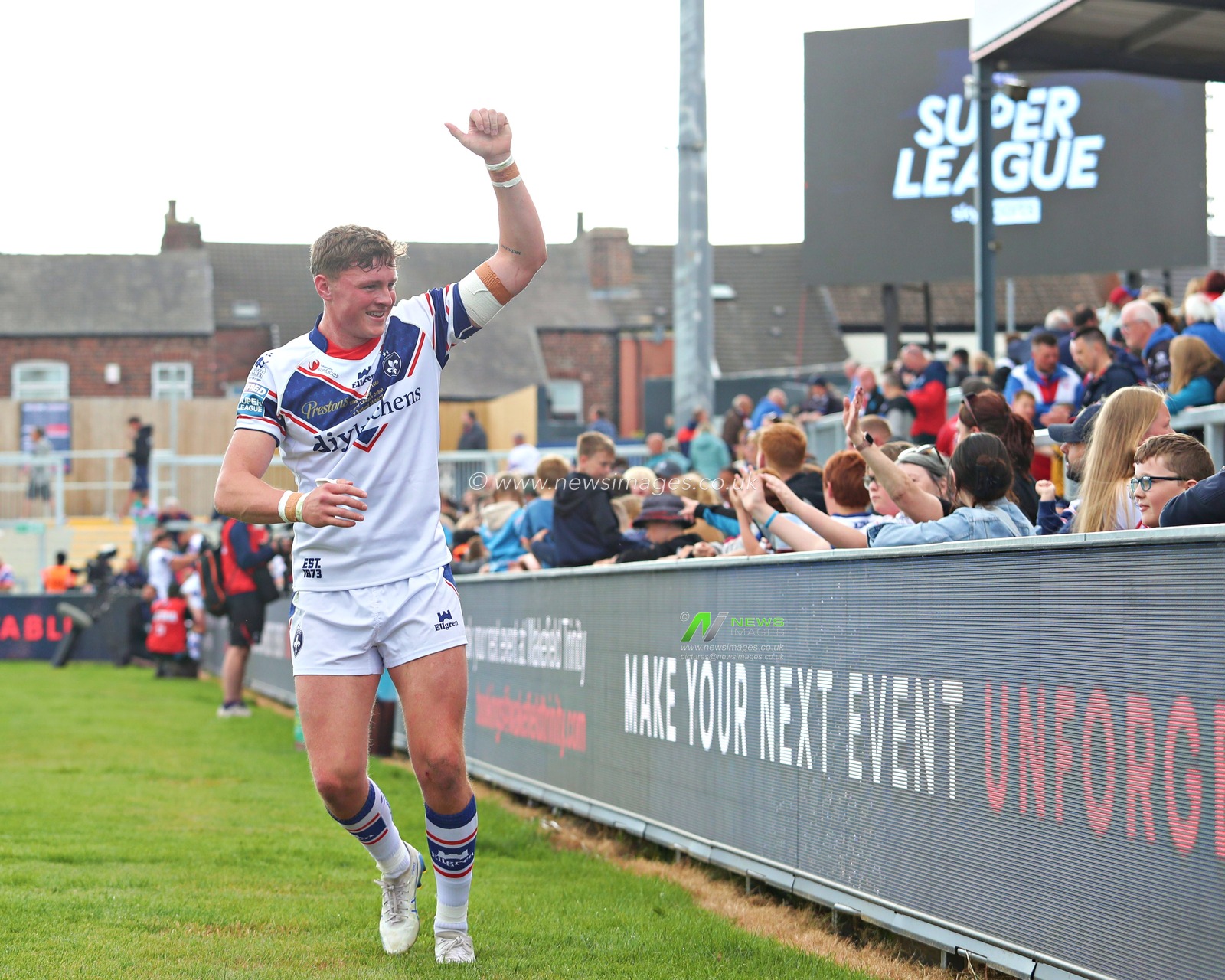 Ellis Lingard of Wakefield Trinity after the Betfred Super League match Wakefield Trinity vs Salford Red Devils at DIY Kitchens Stadium, Wakefield, United Kingdom, 25th May 2025

(Photo by Sam Eaden/News Images)