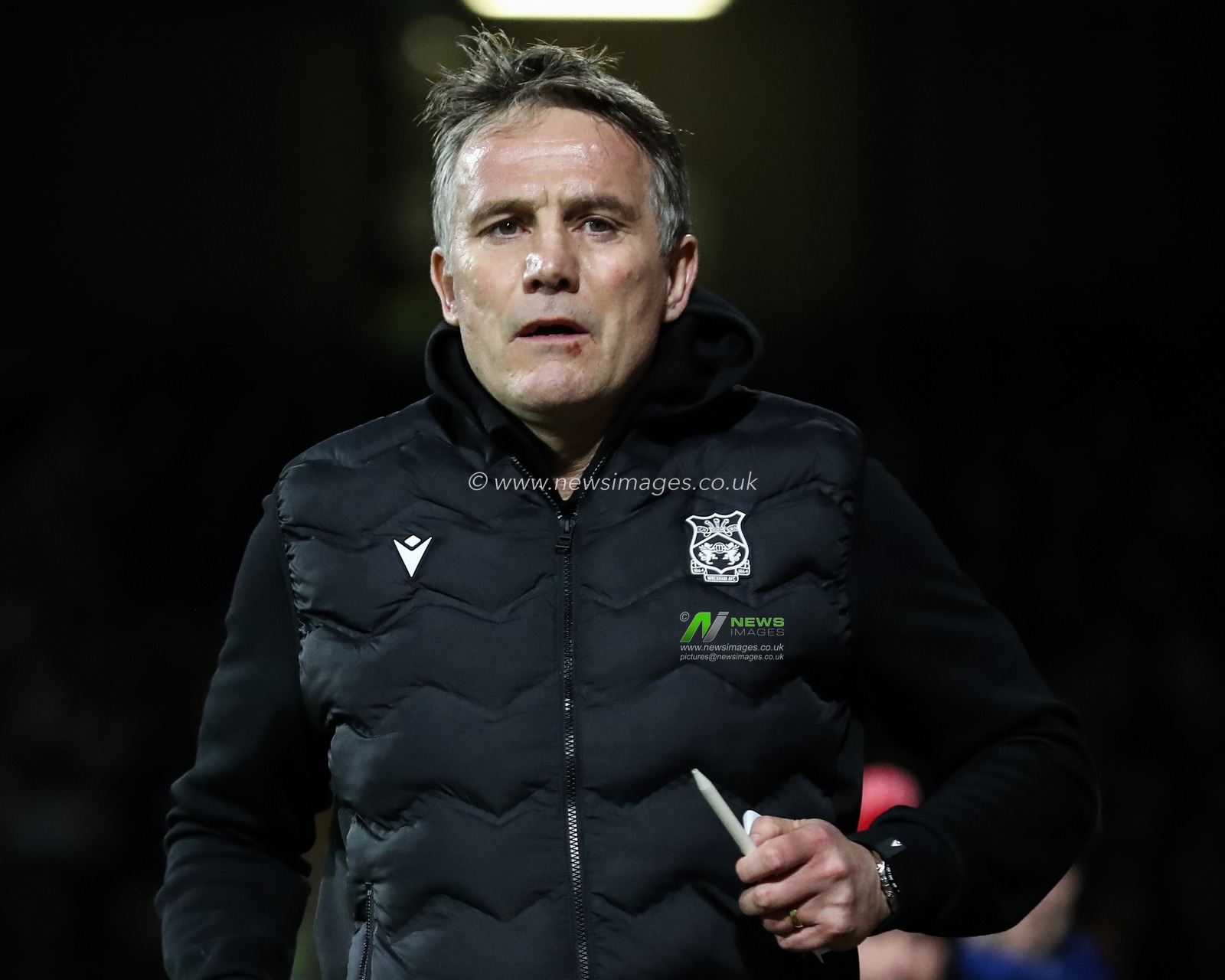 Phil Parkinson manager of Wrexham during the Sky Bet League 1 match Wrexham vs Stevenage at SToK Cae Ras, Wrexham, United Kingdom, 28th January 2025

(Photo by Gareth Evans/News Images)