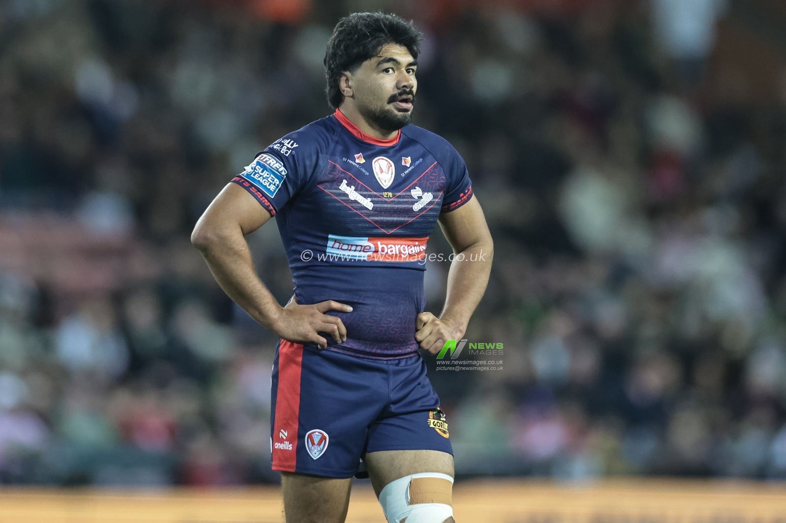 James Bell of St Helens during the Betfred Super League Round 26 match Leigh Leopards vs St Helens at Leigh Sports Village, Leigh, United Kingdom, 12th September 2025

(Photo by Mark Cosgrove/News Images)