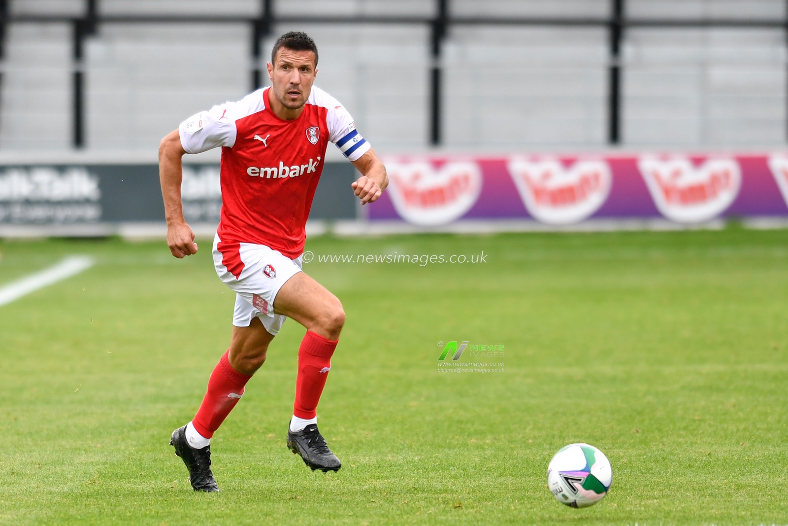Richard Wood (6) of Rotherham United runs with the ball