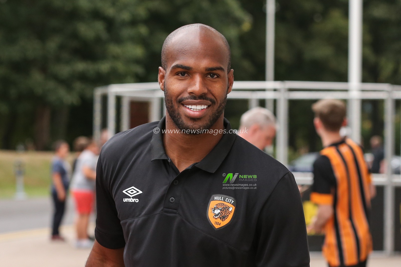 Ã“scar EstupiÃ±Ã¡n #19 of Hull City arrives before the Sky Bet Championship match Hull City vs Sheffield United at MKM Stadium, Hull, United Kingdom, 4th September 2022

(Photo by David Greaves Photos/ Via/News Images)