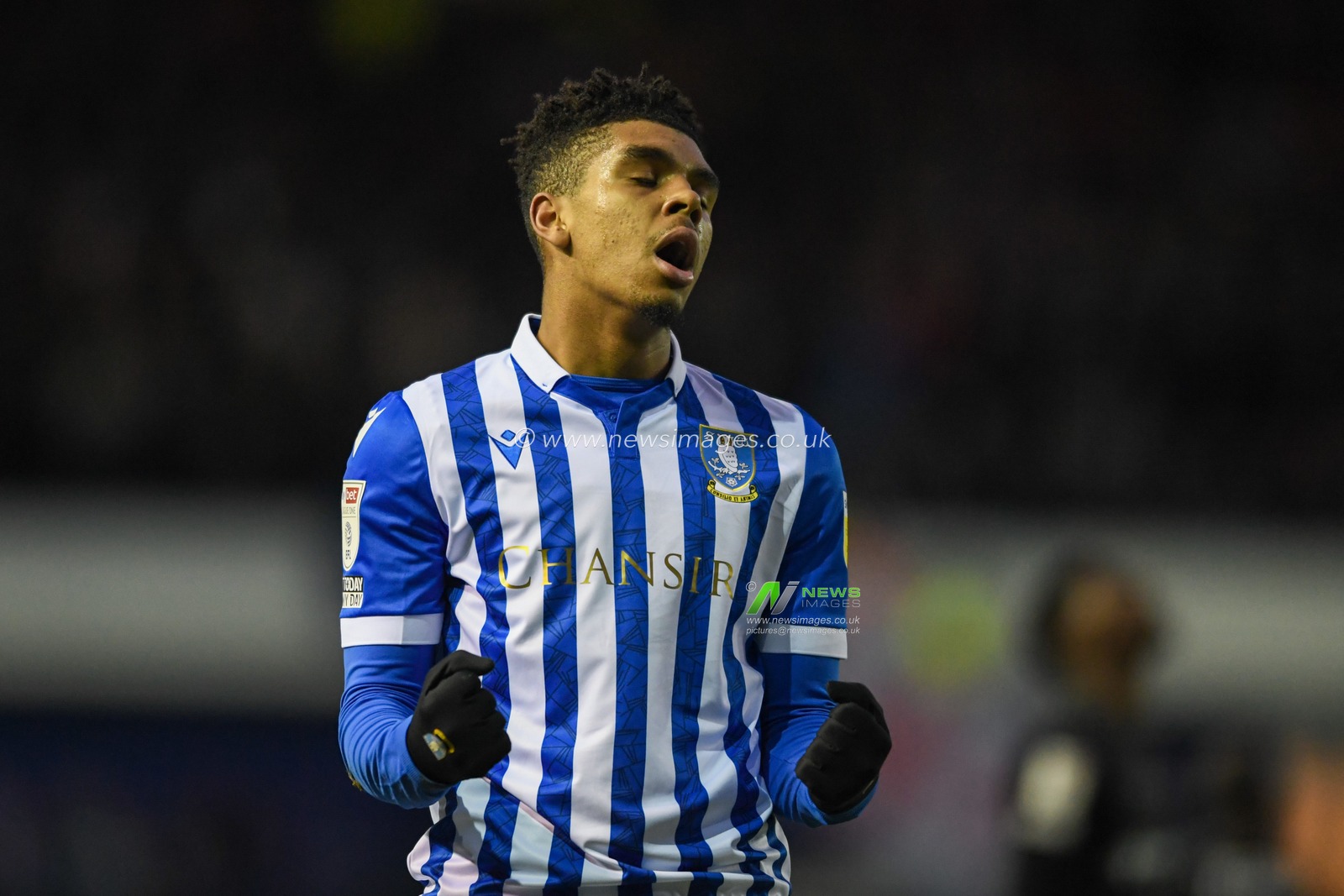 Tyreece John-Jules #30 of Sheffield Wednesday celebrates beating Ipswich Town 1-0 at the final whistle