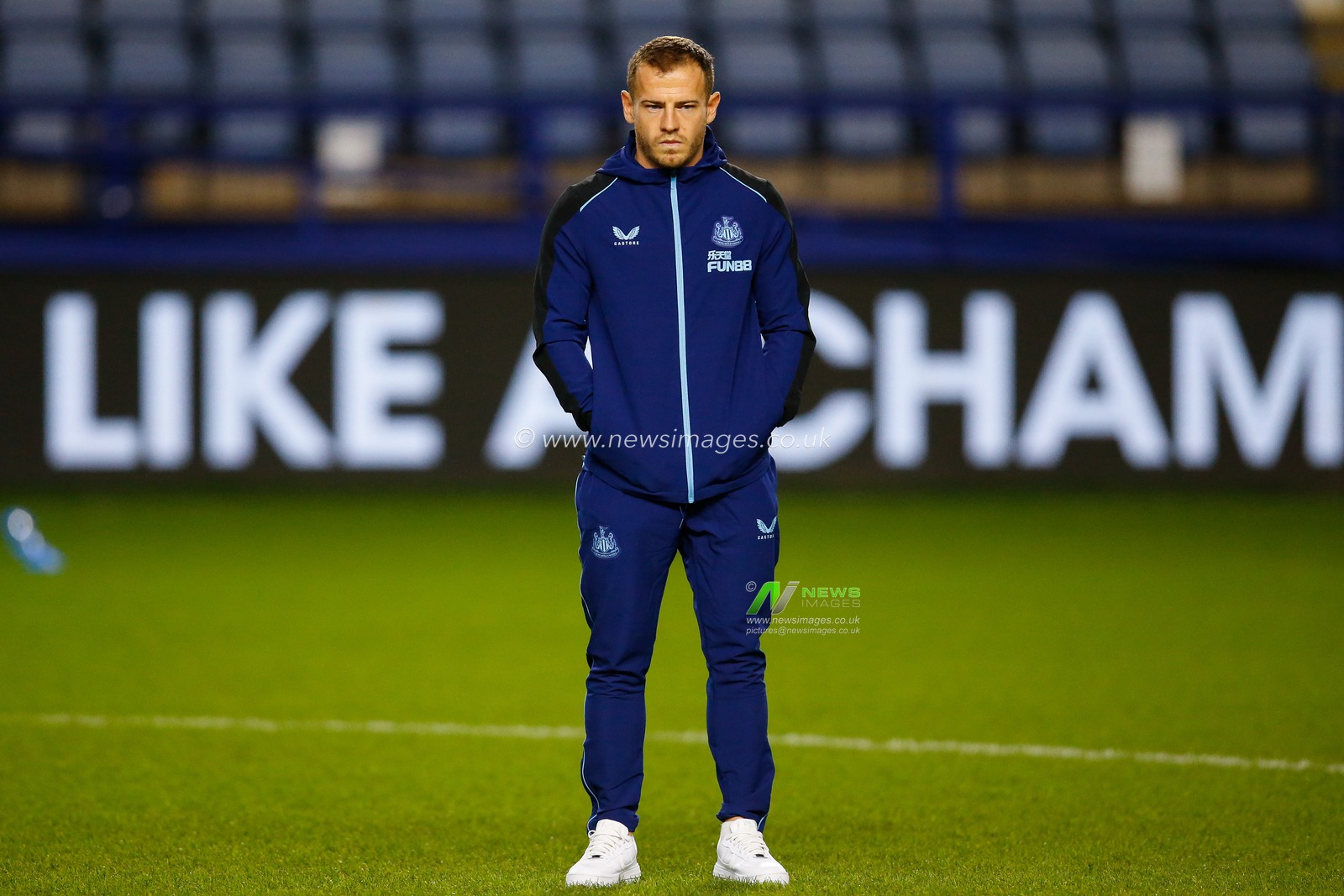 Ryan Fraser #21 of Newcastle United arrives for the Emirates FA Cup Third Round match Sheffield Wednesday vs Newcastle United at Hillsborough, Sheffield, United Kingdom, 7th January 2023

(Photo by Ben Early/News Images)