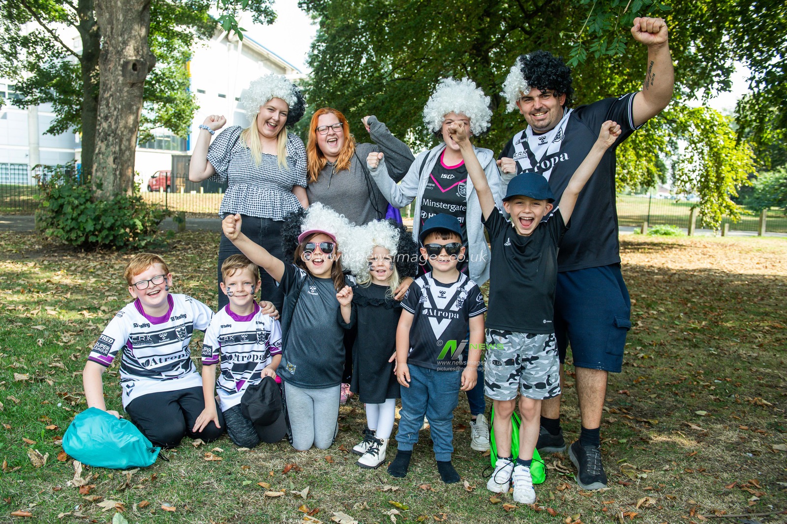 Hull FC fans begin to arrive at the MKM Stadium ahead of the Hull Derby, Hull, United Kingdom, 3rd September 2022

(Photo by Craig Thomas/News Images)