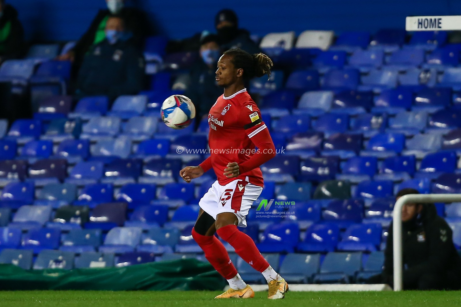 Gaetan Bong #13 of Nottingham Forest controls the ball on his chest