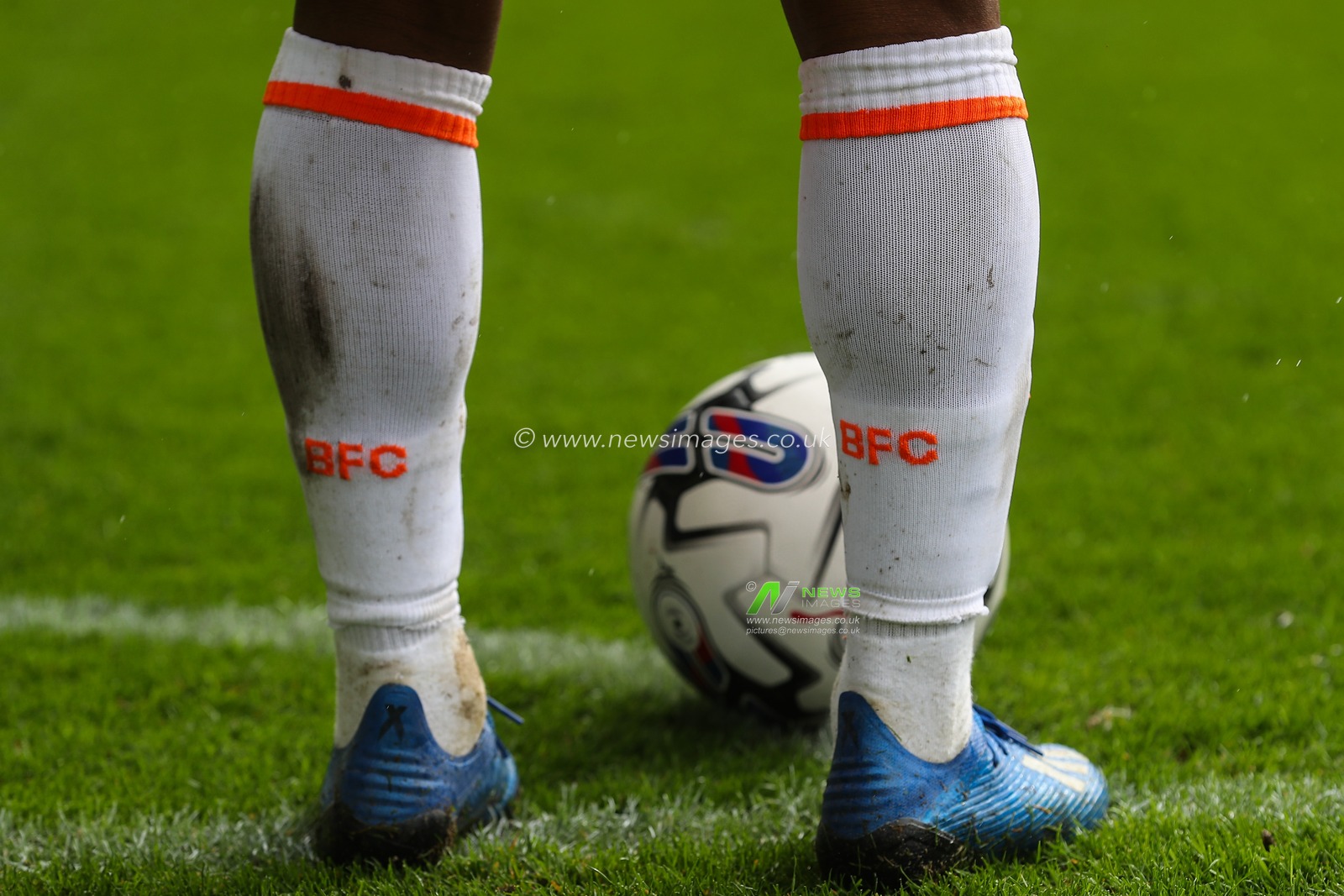 The Blackpool socks of Karamoko Dembele of Blackpool during the Sky Bet League 1 match Carlisle United vs Blackpool at Brunton Park, Carlisle, United Kingdom, 13th April 2024

(Photo by Gareth Evans/News Images)