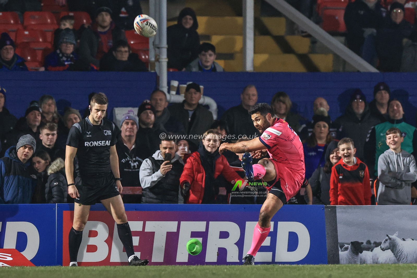 Rhyse Martin of Leeds Rhinos converts for a goal
