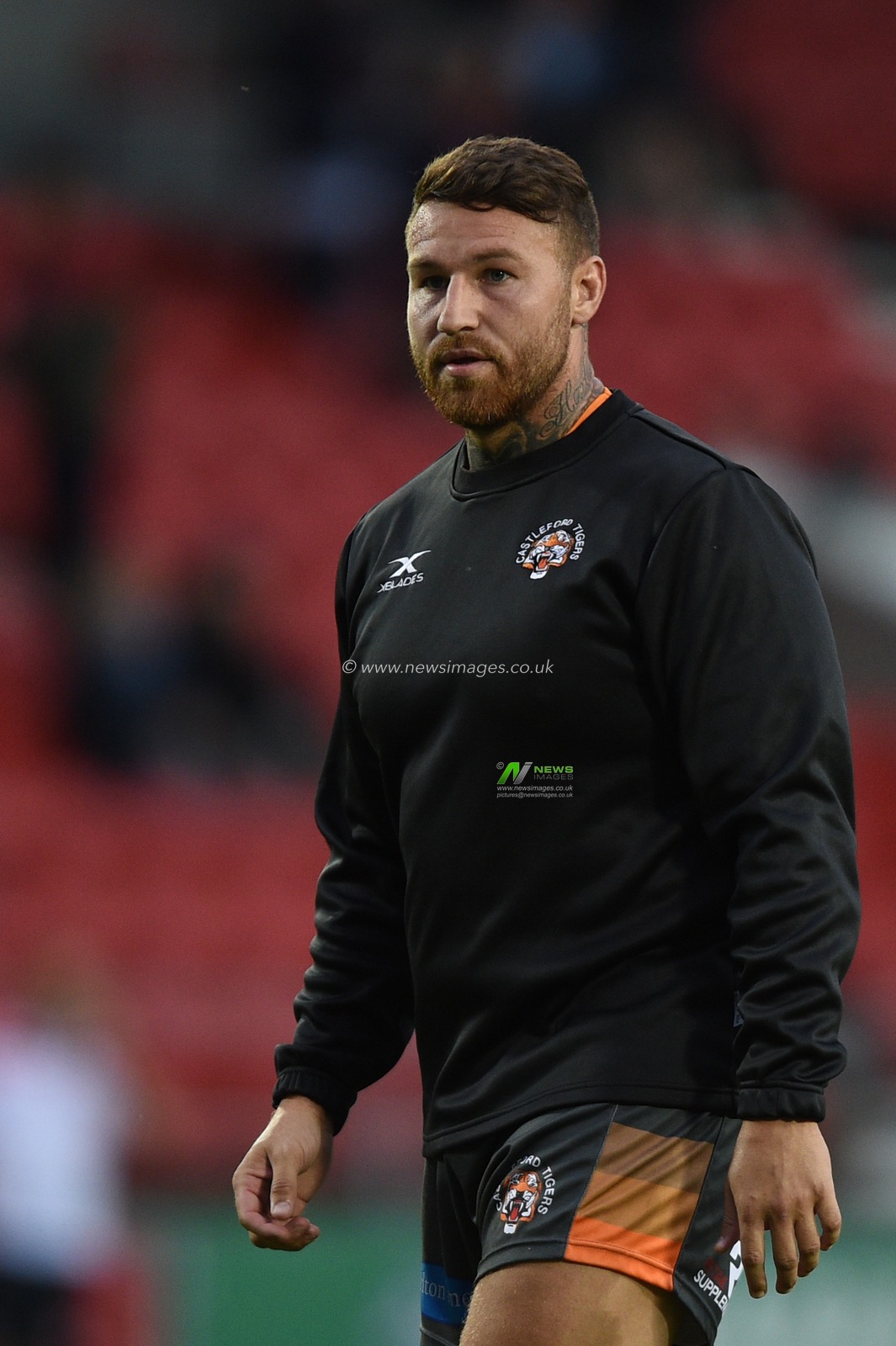 30th August 2019 , Totally Wicked Stadium, St Helens, England;  Betfred Super League Rugby, Round 27, St Helens vs Castleford Tigers ; Jamie Ellis (20) of Castleford Tigers during the warm up

Credit: Richard Long/News Images