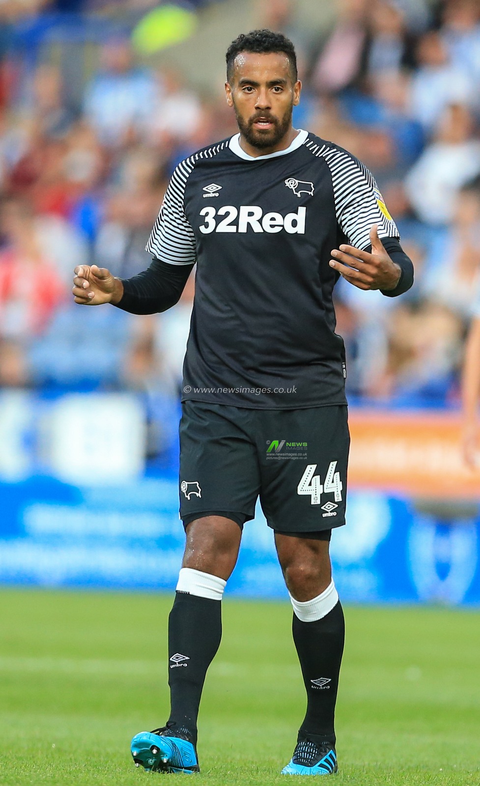 5th August 2019, John Smiths Stadium, Huddersfield England; Sky Bet Championship, Huddersfield Town vs Derby County ; Tom Huddlestone (44) of Derby County in action during the game 


Credit: Mark Cosgrove/News Images

English Football League images are subject to DataCo Licence