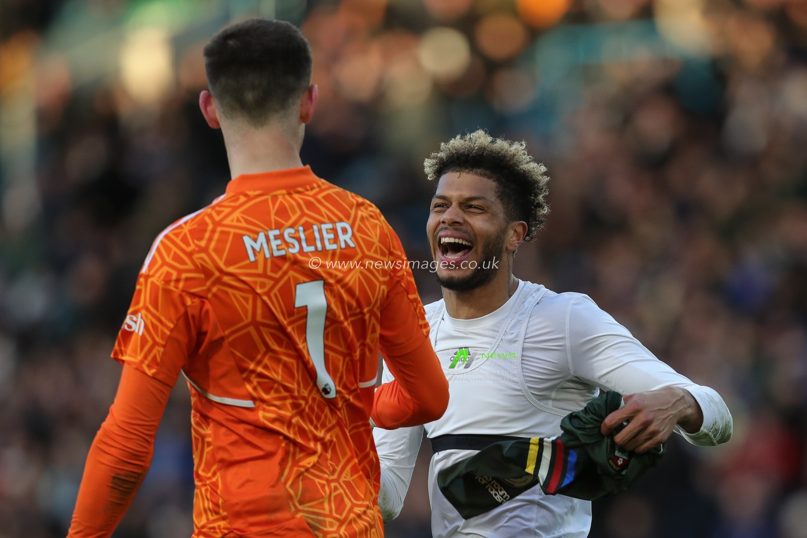 Georgina Rutter #24 of Leeds United celebrates the win with goalkeeper Illan Meslier after the Premier League match Leeds United vs Southampton at Elland Road, Leeds, United Kingdom, 25th February 2023

(Photo by James Heaton/News Images)