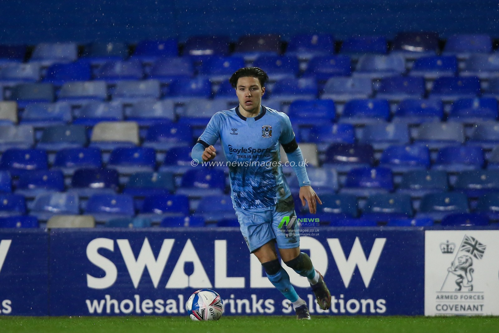 Callum OHare #11 of Coventry City dribbles the ball
