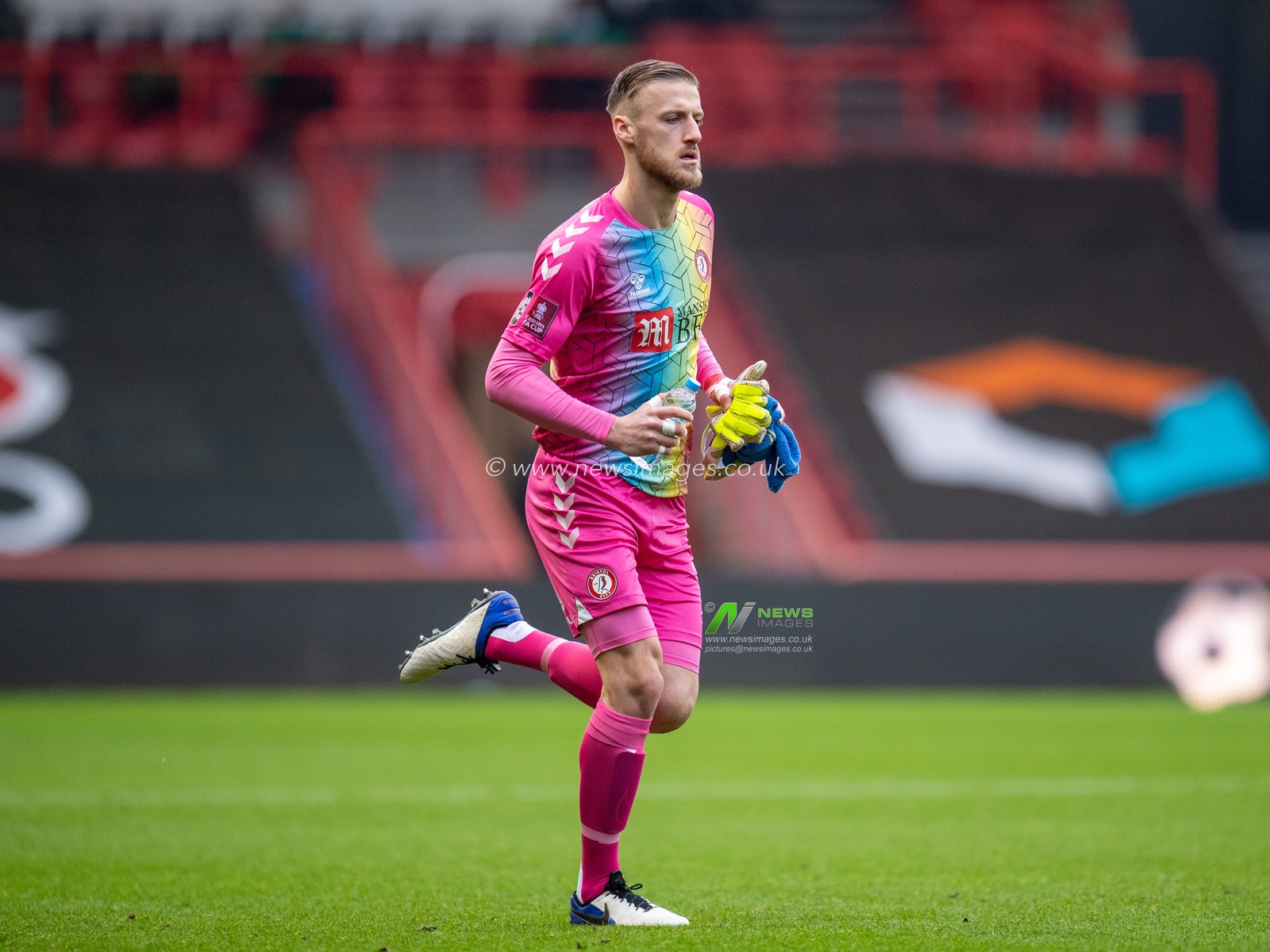 Daniel Bentley #1 of Bristol City