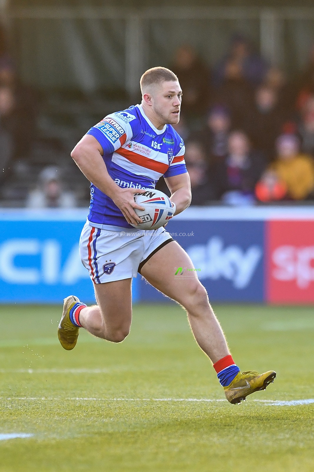 3rd February 2019 , Trailfinders Sports Ground, London, England; Betfred Super League, Round 1, London Broncos vs Wakefield Trinity ; Ryan Hampshire (1) of Wakefield Trinity in action 


Credit: Craig Thomas/News Images