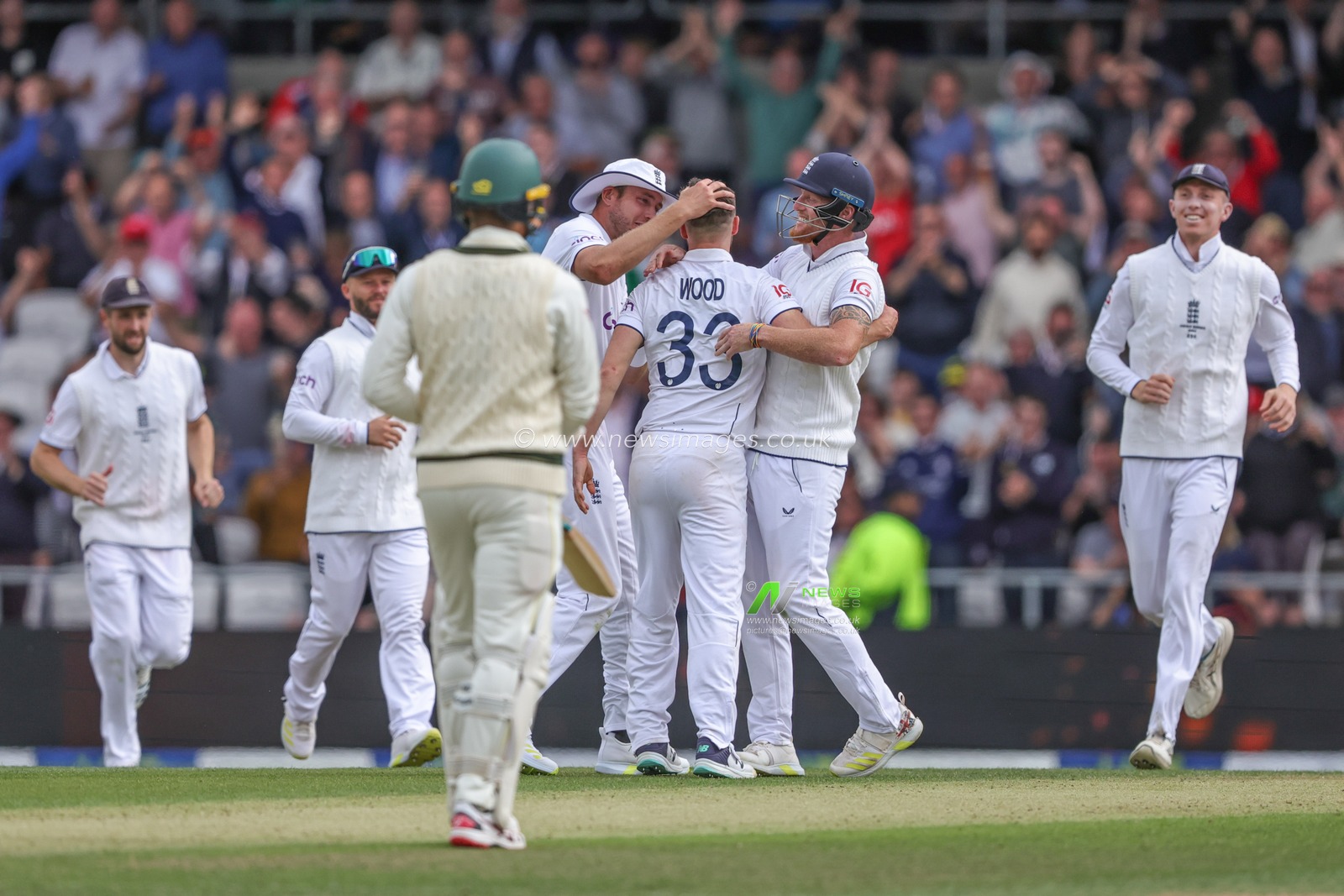Mark Wood of England celebrates bowling out Pat Cummings of Australia during the LV= Insurance Ashes Third Test Series Day 1 England v Australia at Headingley Stadium, Leeds, United Kingdom, 6th July 2023

(Photo by Mark Cosgrove/News Images)