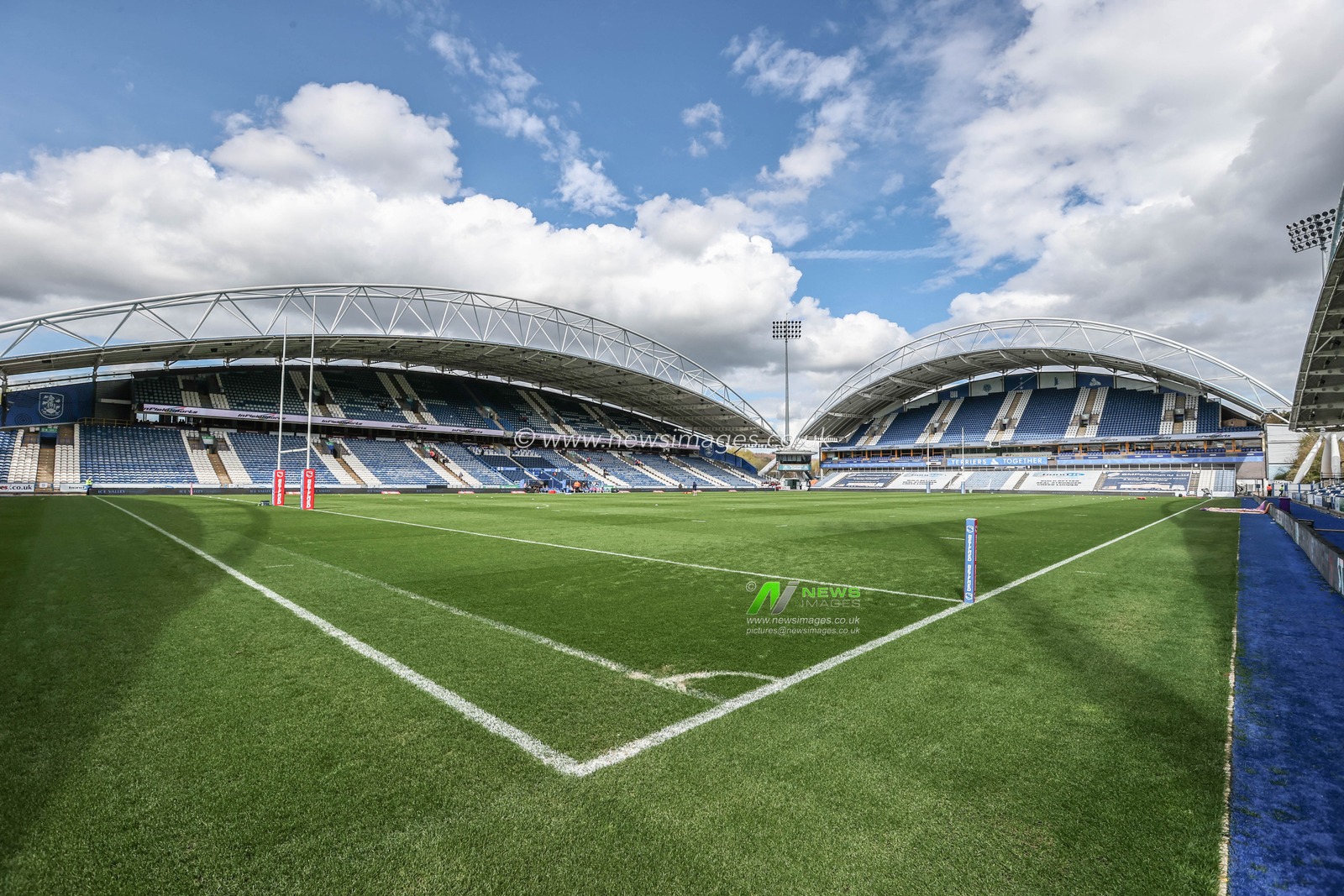 A general view of John Smithâ€™s Stadium ahead of the Betfred Super League match Huddersfield Giants vs Catalans Dragons at John Smith's Stadium, Huddersfield, United Kingdom, 13th April 2025

(Photo by Alfie Cosgrove/News Images)