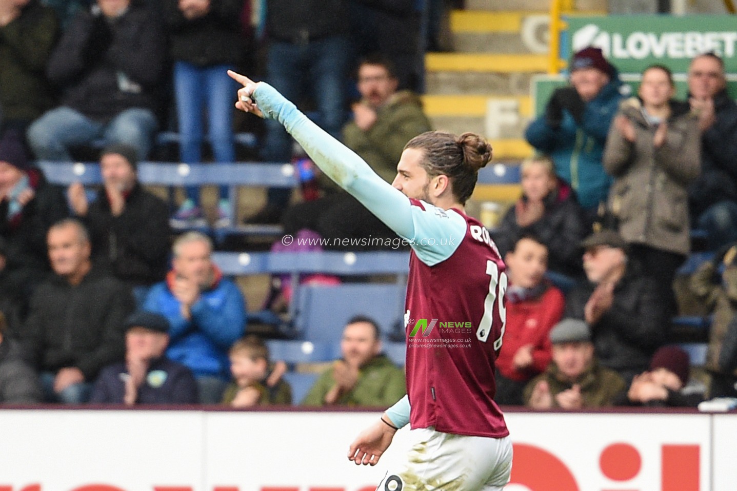 4th January 2020, Turf Moor, Burnley, England; Emirates FA Cup, Burnley v Peterborough : Jay Rodriguez (19) of Burnley celebrates scoring his goal making it 4-1

Credit: Richard Long/News Images