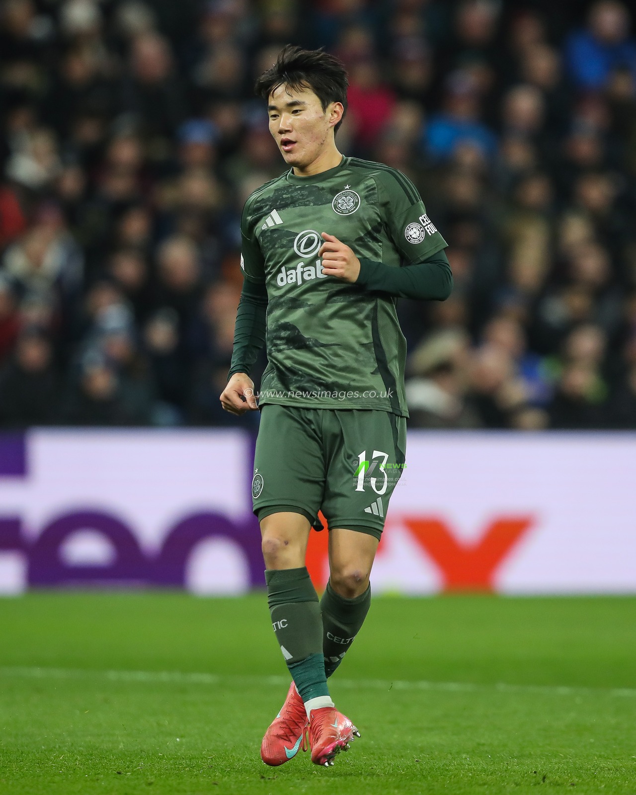Yang Hyun-Jun of Celtic during the UEFA Champions League Matchday 8 of 8 Aston Villa vs Celtic at Villa Park, Birmingham, United Kingdom, 29th January 2025

(Photo by Gareth Evans/News Images)