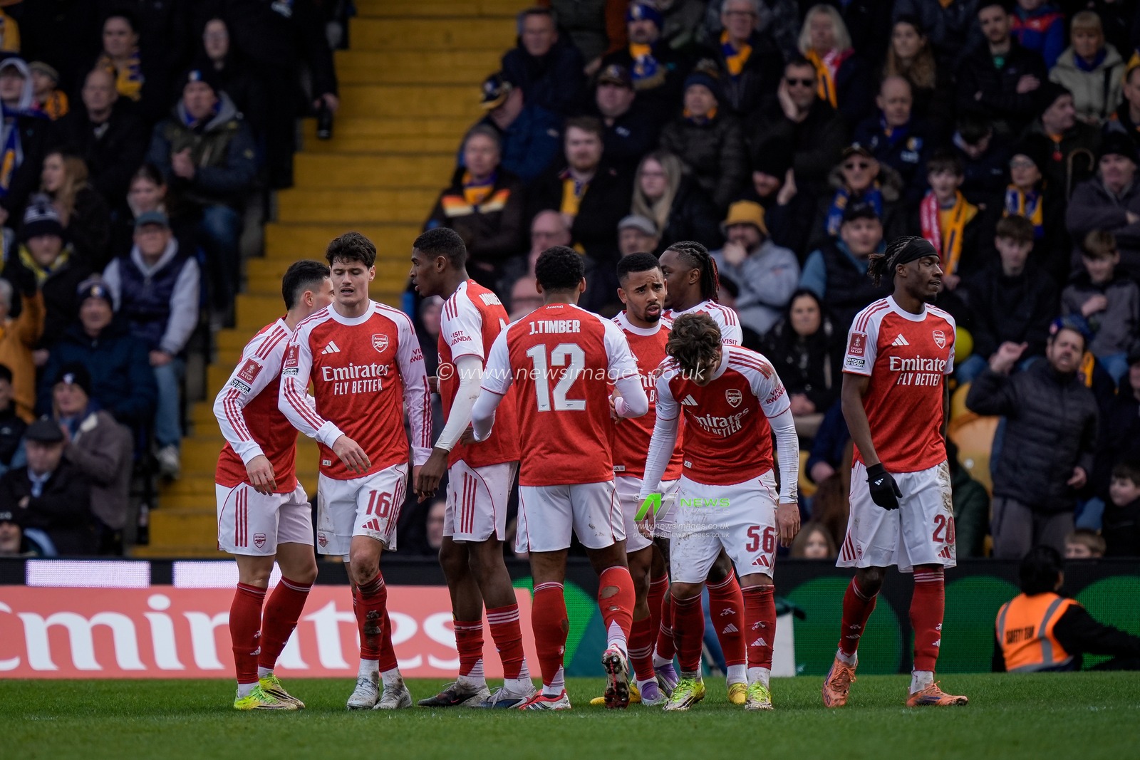 Eberechi Eze of Arsenal celebrates his goal to make it  1-2 during the Emirates FA Cup fifth round match Mansfield Town vs Arsenal at One Call Stadium, Mansfield, United Kingdom on 07 March 2026

(Photo by Maynard Manyowa/News Images)