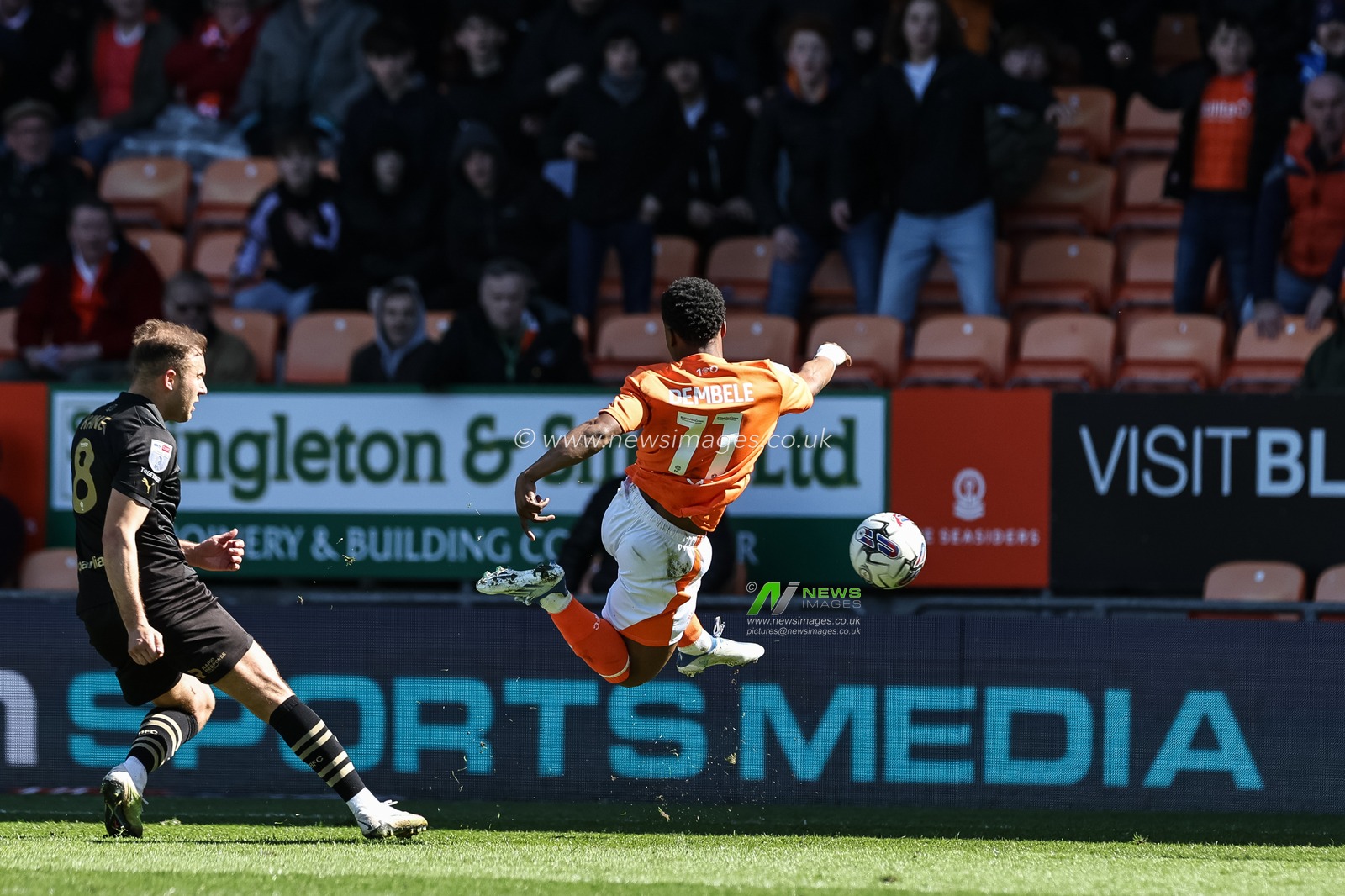 Karamoko DembÃ©lÃ© of Blackpool shoots on goal during the Sky Bet League 1 match Blackpool vs Barnsley at Bloomfield Road, Blackpool, United Kingdom, 20th April 2024

(Photo by Mark Cosgrove/News Images)