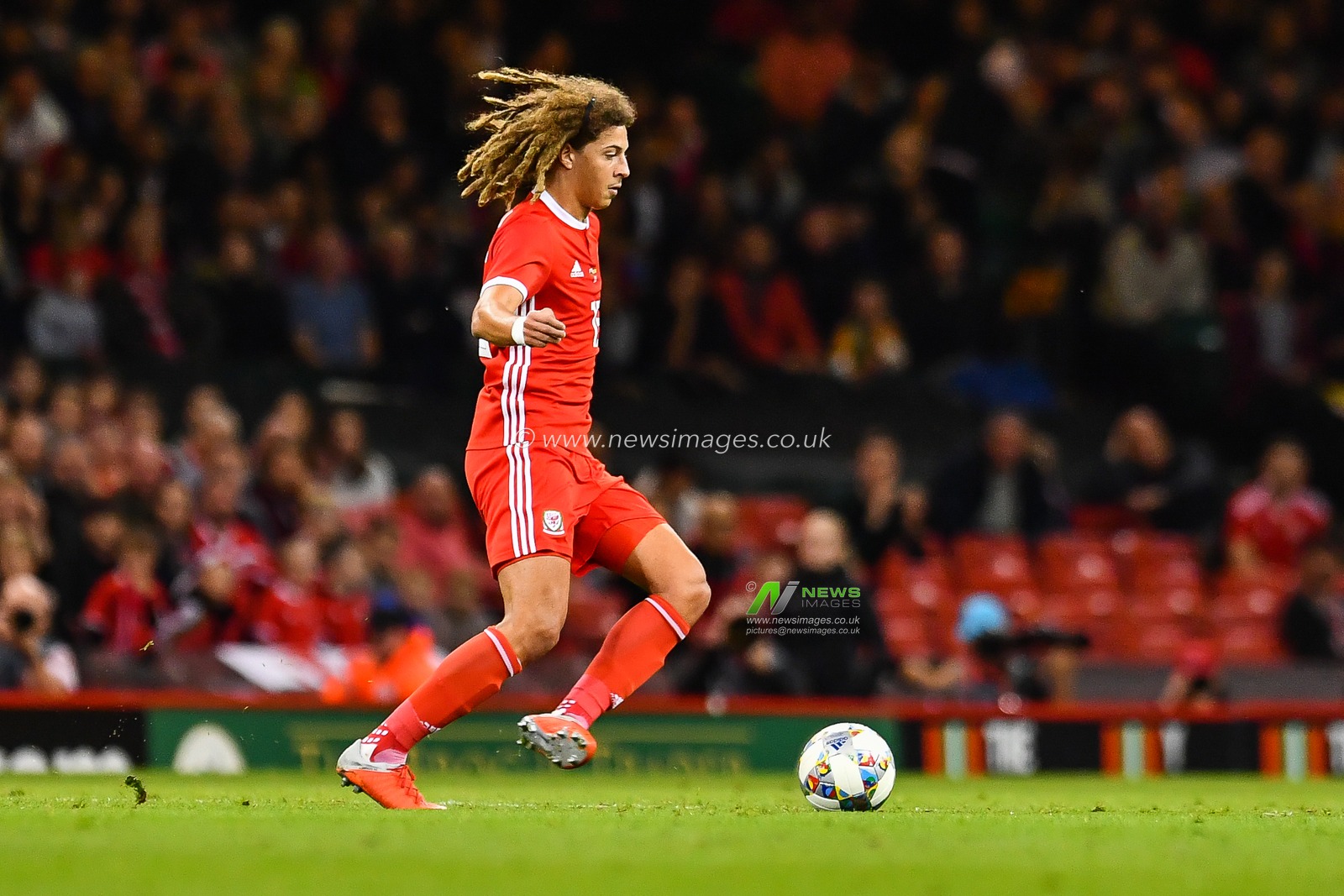 11th October 2018 , Principality Stadium, Cardiff, Wales ; International friendly, Wales v Spain ; Ethan Ampadu of Wales in action

Credit: Craig Thomas/News Images
