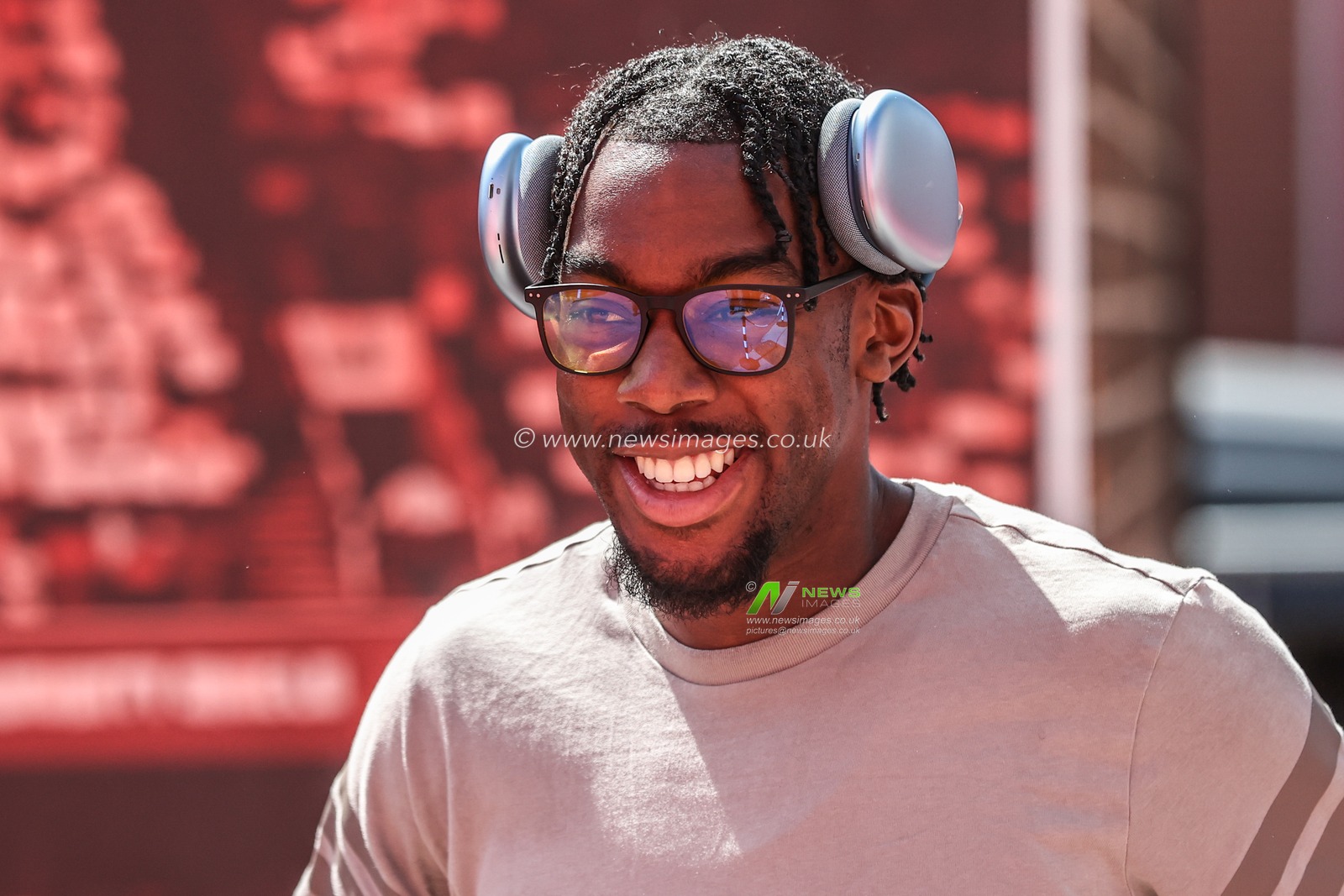Anthony Elanga of Nottingham Forest arrives during the Premier League match Nottingham Forest vs Leicester City at City Ground, Nottingham, United Kingdom, 11th May 2025

(Photo by Alfie Cosgrove/News Images)