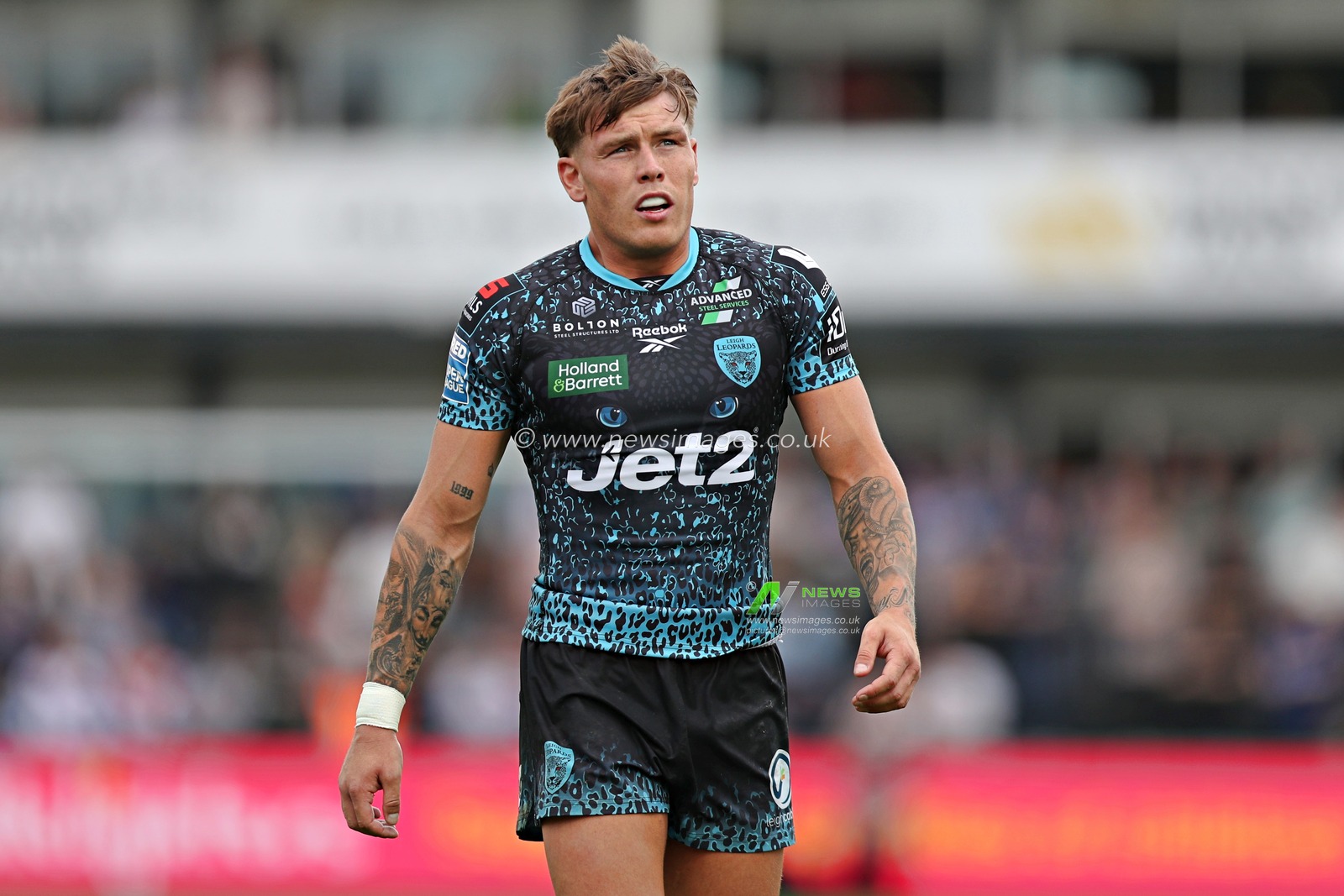 Keanan Brand of Leigh Leopards during the Betfred Super League Round 14 match Wakefield Trinity vs Leigh Leopards at DIY Kitchens Stadium, Wakefield, United Kingdom, 15th June 2025(Photo by Sam Eaden/News Images)