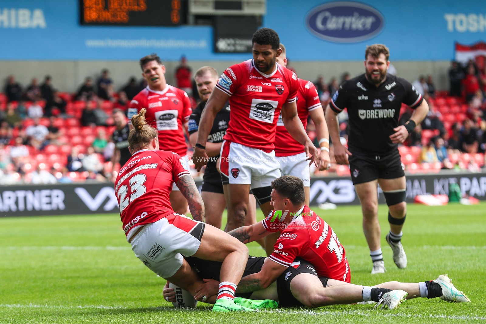 Marcus Stock of London Broncos goes over for a try and makes the score 0-4 which later gets disallowed during the Betfred Super League Round 13 match Salford Red Devils vs London Broncos at Salford Community Stadium, Eccles, United Kingdom, 2nd June 2024

(Photo by Gareth Evans/News Images)