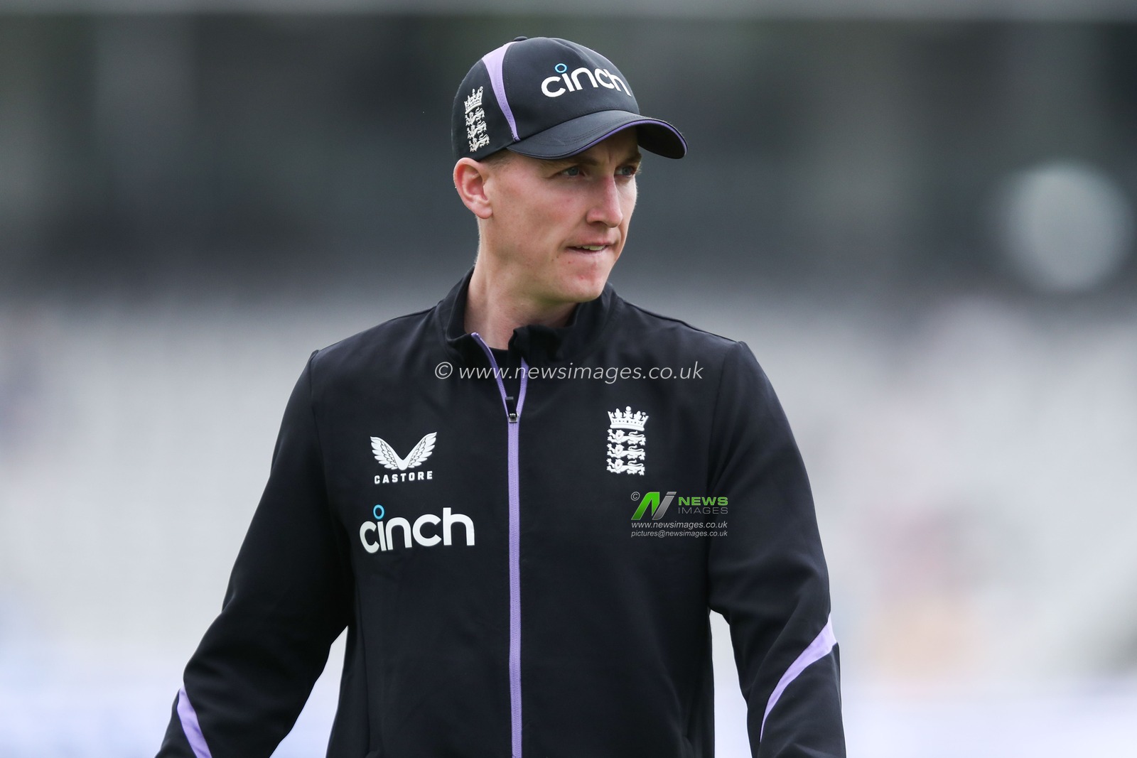 Harry Brook of England warms up prior to England v Sri Lanka 2nd Rothesay Test Match Day 3 at Lords, London, United Kingdom, 31st August 2024

(Photo by Izzy Poles/News Images)
