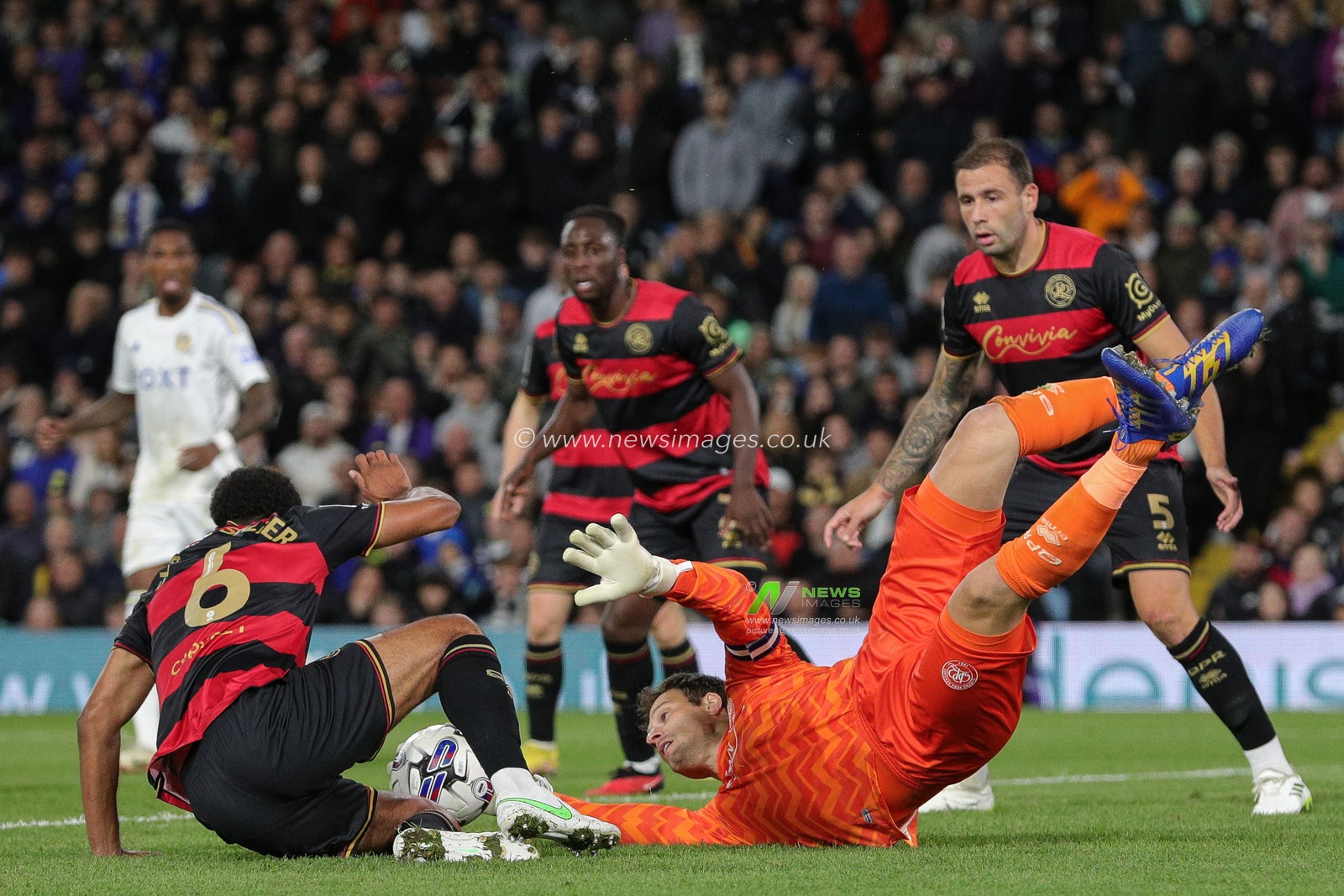 Asmir BegoviÄ‡ #1 of Queens Park Rangers saves the ball during the Sky Bet Championship match Leeds United vs Queens Park Rangers at Elland Road, Leeds, United Kingdom, 4th October 2023

(Photo by James Heaton/News Images)