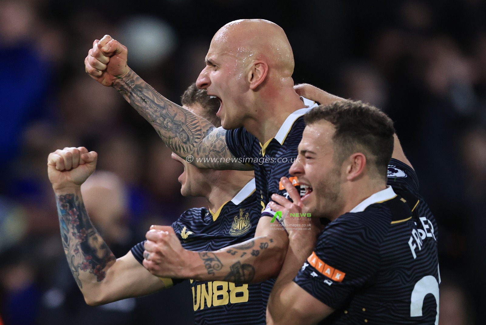 Jonjo Shelvey #8 of Newcastle United celebrates his goal making it 0-1 during the Premier League fixture Leeds United vs Newcastle United at Elland Road, Leeds, UK, 22nd January 2022