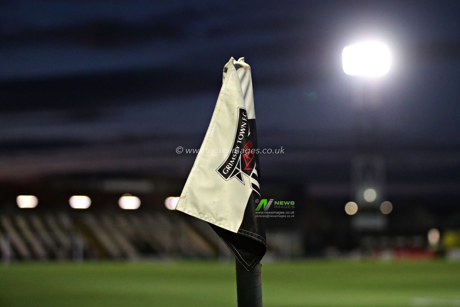 A corner flag at Blundell Park before the Sky Bet League 2 match Grimsby Town vs Notts County at Blundell Park, Cleethorpes, United Kingdom, 11th March 2025

(Photo by Sam Eaden/News Images)
