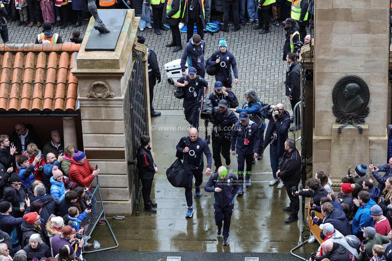 Steve Borthwick head coach of England arrives during the Guinness Six Nations 2026 match England vs Wales at Allianz Stadium, Twickenham, United Kingdom on 07 February 2026

(Photo by Mark Cosgrove/News Images)