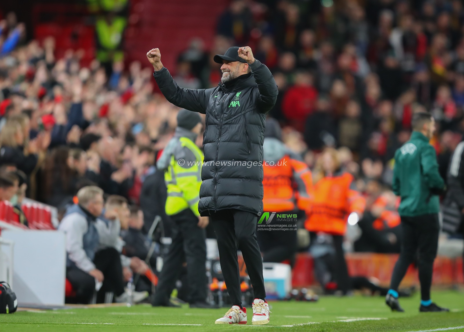JÃ¼rgen Klopp manger of Liverpool celebrates Darwin NÃºÃ±ez of Liverpool goal to make it 1-0 Liverpool, during the UEFA Europa League match Liverpool vs Sparta Prague at Anfield, Liverpool, United Kingdom, 14th March 2024

(Photo by Gareth Evans/News Images)