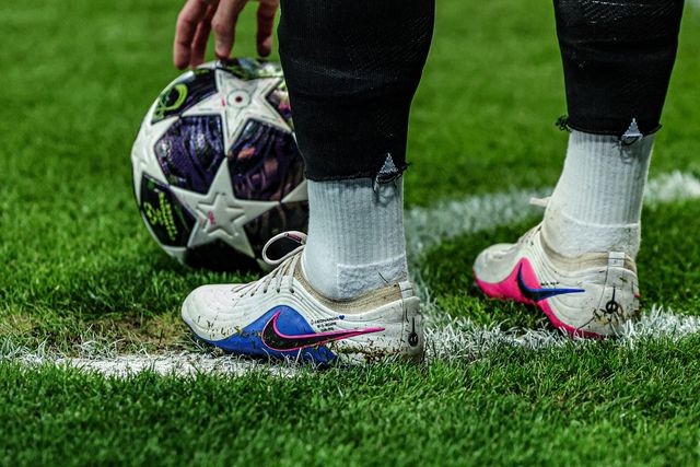 The customised Nike boot of Sandro Tonali of Newcastle Untied during the UEFA Champions League Last 16 match Newcastle Untied vs Barcelona at St. James's Park, Newcastle, United Kingdom on 10 March 2026

(Photo by Mark Cosgrove/News Images)